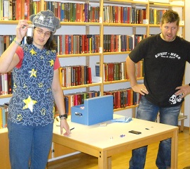 Zaubershow in der Bücherei Strass im Zillertal mit Margit Kröll